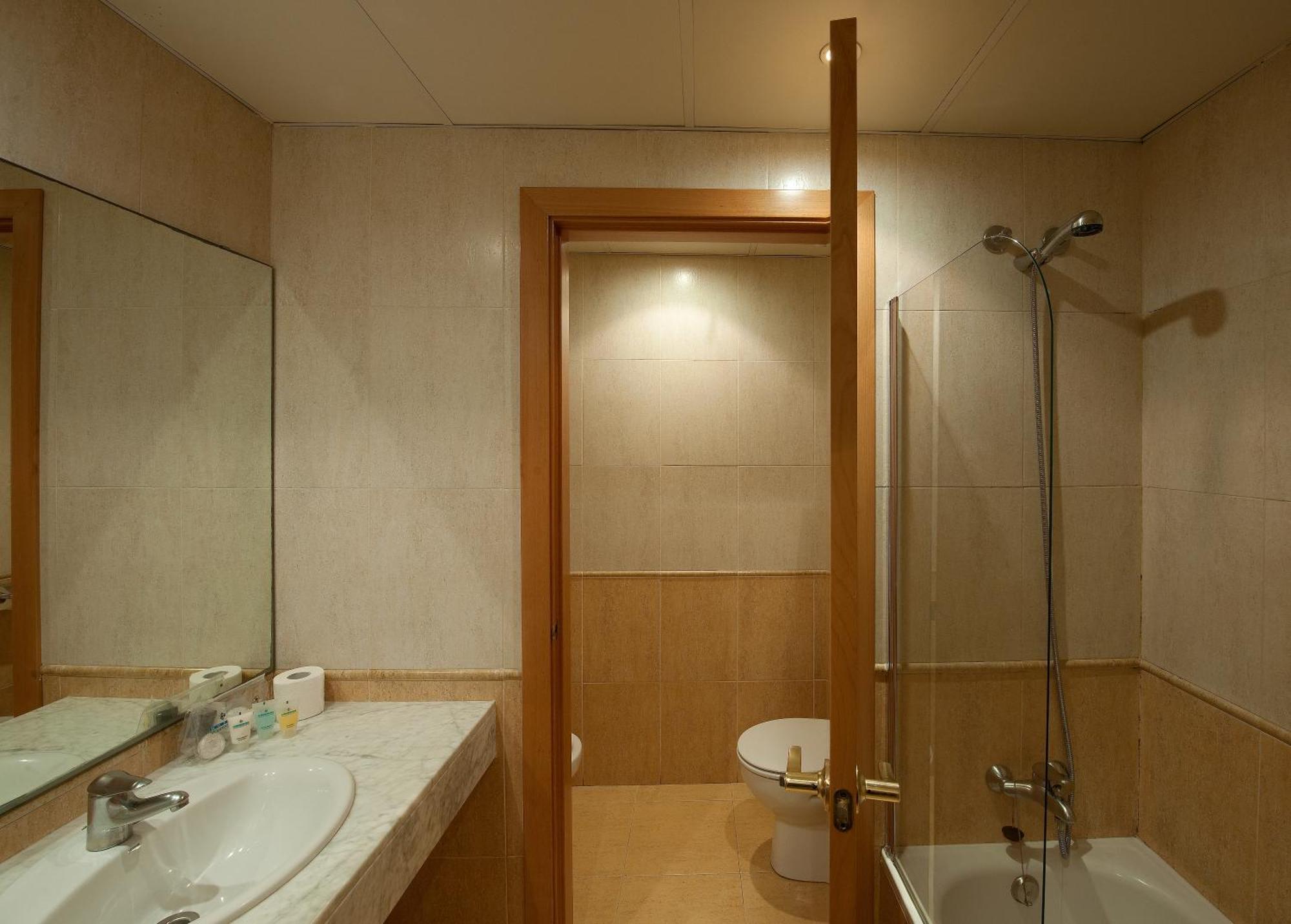 Triple Room with View,704526943:JPEG
